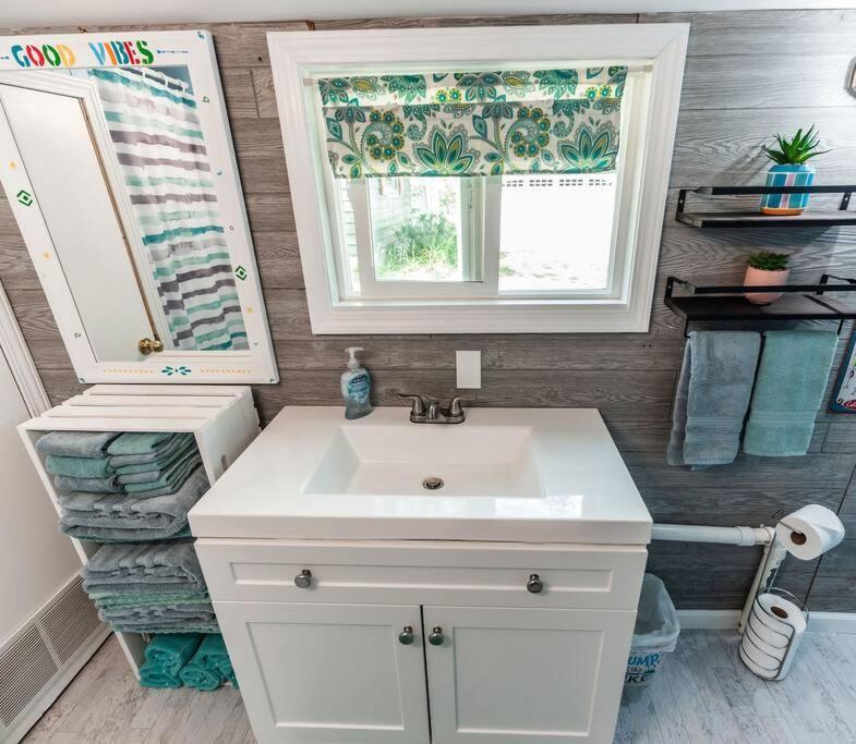 Big Blue Lake Cottages, Llc - Cottage #5 Holton Εξωτερικό φωτογραφία